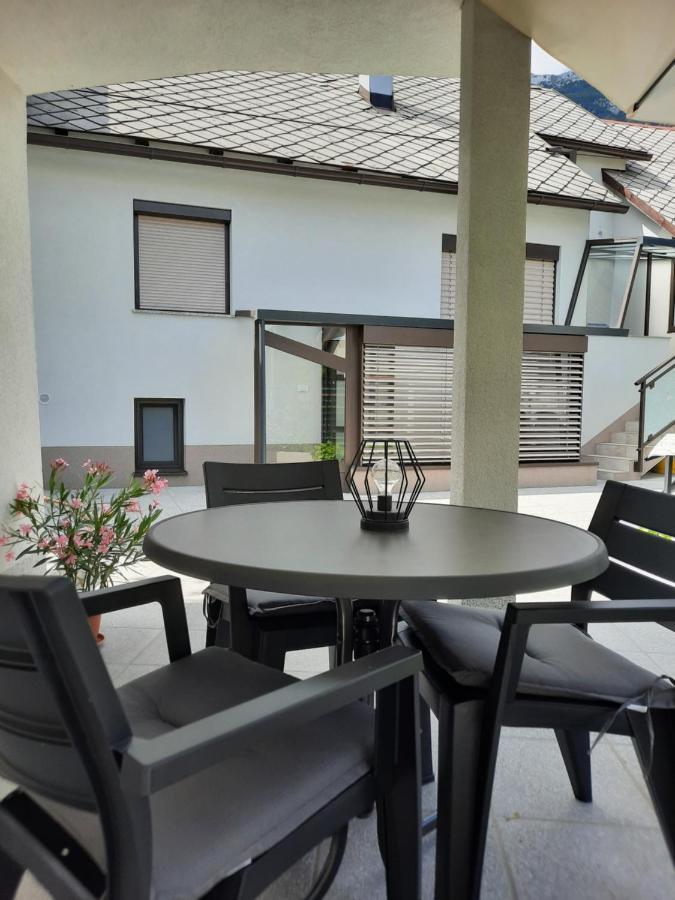 Studio Hisa Spuntar โบเว็ก ภายนอก รูปภาพ